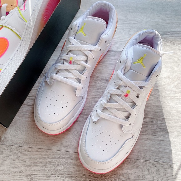 Nike Air air Jordan 1 low glow - Picture 3 of 10